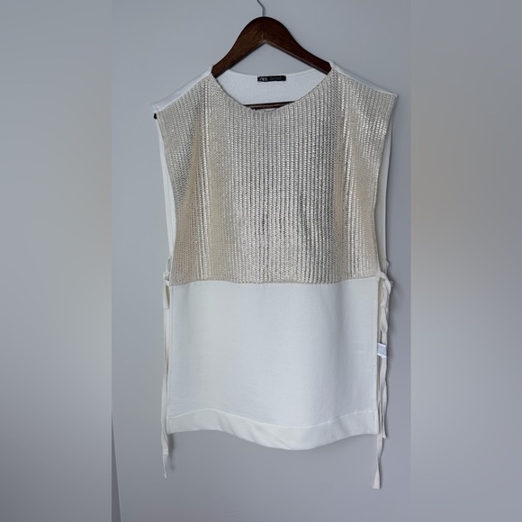 Zara Stylish White and Gold Sleeveless Blouse - Picture 7 of 15